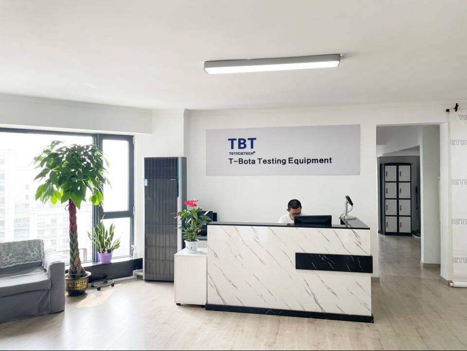 مكتب جديد (1)