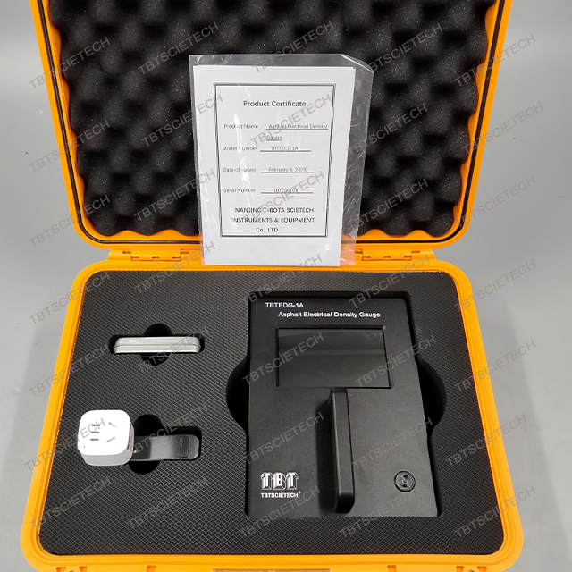 مراقبة الجودة على الطريق: اختبار رابط الأسفلت بدقة