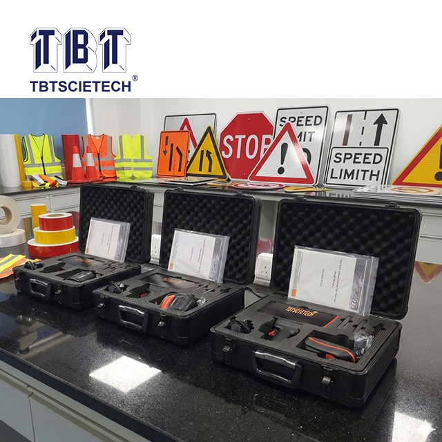 مقياس استعداد زاوية واحدة لعلامات المرور